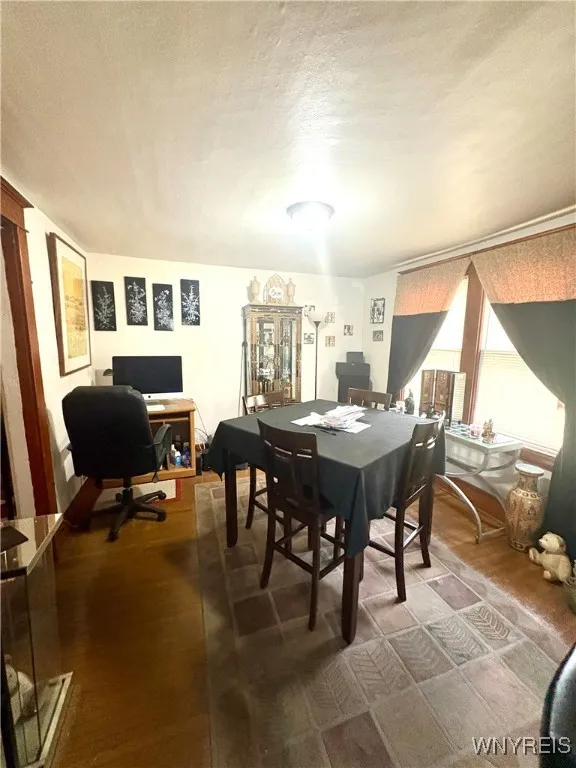 144 Ivanhoe Road, Cheektowaga, New York 14215, Cheektowaga, New York 14215, 5 Bedrooms Bedrooms, ,2 BathroomsBathrooms,Residential,For Sale,144 Ivanhoe Road, Cheektowaga, New York 14215,0,B1632655