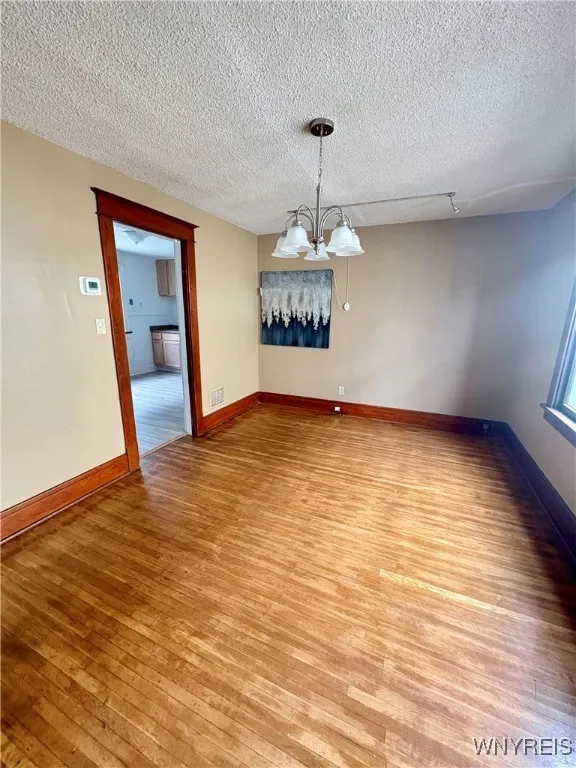 144 Ivanhoe Road, Cheektowaga, New York 14215, Cheektowaga, New York 14215, 5 Bedrooms Bedrooms, ,2 BathroomsBathrooms,Residential,For Sale,144 Ivanhoe Road, Cheektowaga, New York 14215,0,B1632655