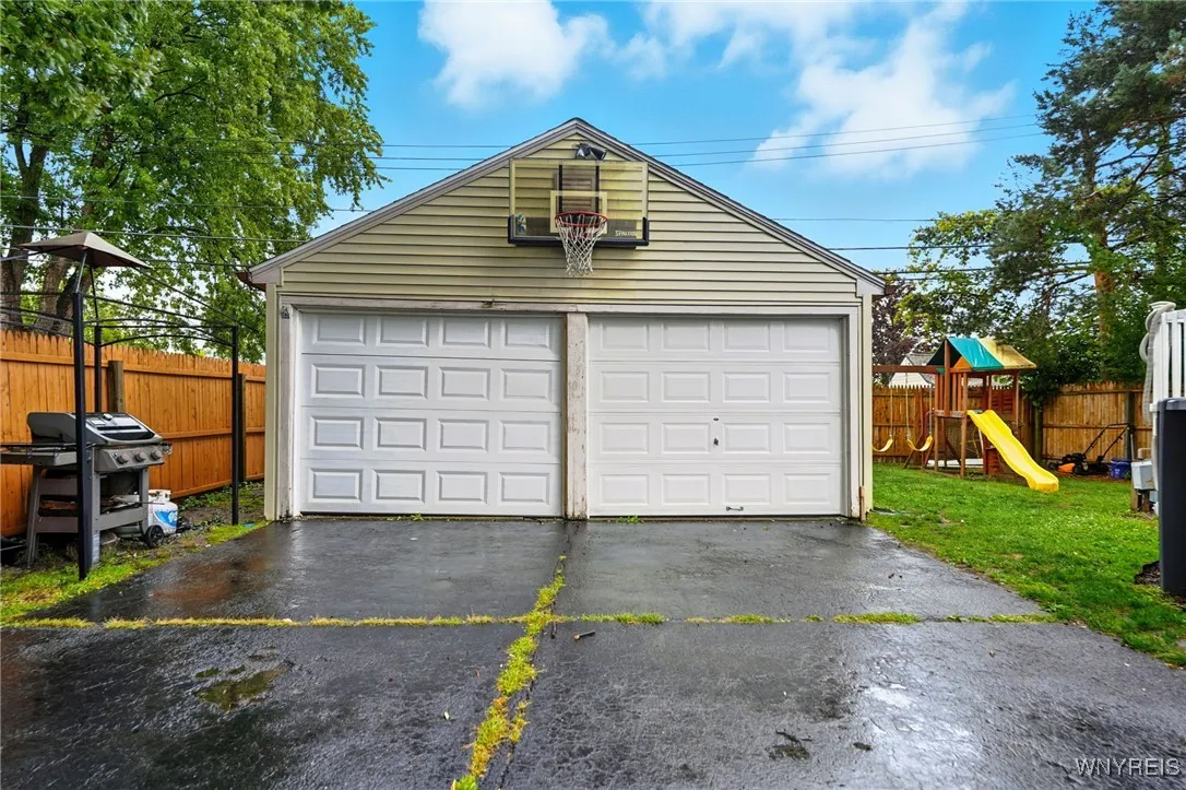 105 Seminole Parkway, Cheektowaga, New York 14225, Cheektowaga, New York 14225, 3 Bedrooms Bedrooms, 6 Rooms Rooms,2 BathroomsBathrooms,Residential,For Sale,105 Seminole Parkway, Cheektowaga, New York 14225,0,B1635830