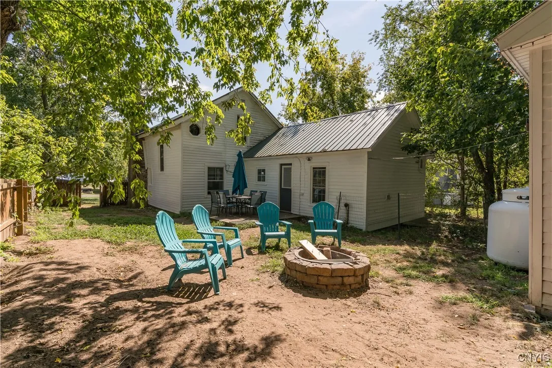 9 Redfield Street, Constantia, New York 13044, Constantia, New York 13044, 2 Bedrooms Bedrooms, 6 Rooms Rooms,1 BathroomBathrooms,Residential,Closed,9 Redfield Street, Constantia, New York 13044,0,S1635991