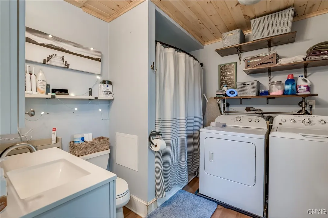 9 Redfield Street, Constantia, New York 13044, Constantia, New York 13044, 2 Bedrooms Bedrooms, 6 Rooms Rooms,1 BathroomBathrooms,Residential,Closed,9 Redfield Street, Constantia, New York 13044,0,S1635991