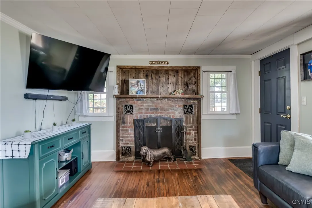 9 Redfield Street, Constantia, New York 13044, Constantia, New York 13044, 2 Bedrooms Bedrooms, 6 Rooms Rooms,1 BathroomBathrooms,Residential,Closed,9 Redfield Street, Constantia, New York 13044,0,S1635991