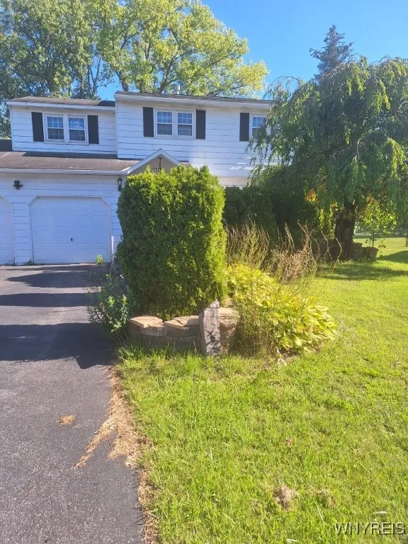 7734 Lisa Lane, Cicero, New York 13212, Cicero, New York 13212, 4 Bedrooms Bedrooms, 8 Rooms Rooms,1 BathroomBathrooms,Residential,For Sale,7734 Lisa Lane, Cicero, New York 13212,0,B1635898