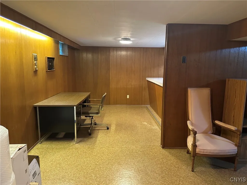 finished basement (not in listing sq ft)