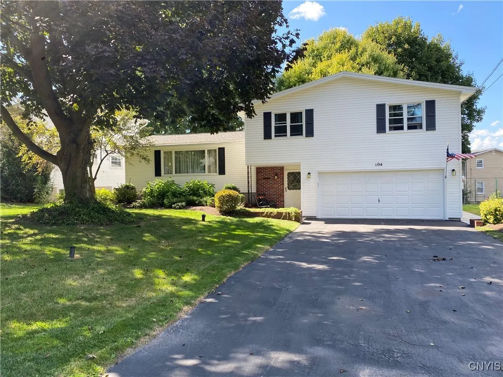 104 Pumpkin Lane, Geddes, New York 13219, Geddes, New York 13219, 4 Bedrooms Bedrooms, 9 Rooms Rooms,2 BathroomsBathrooms,Residential,Closed,104 Pumpkin Lane, Geddes, New York 13219,0,S1635762