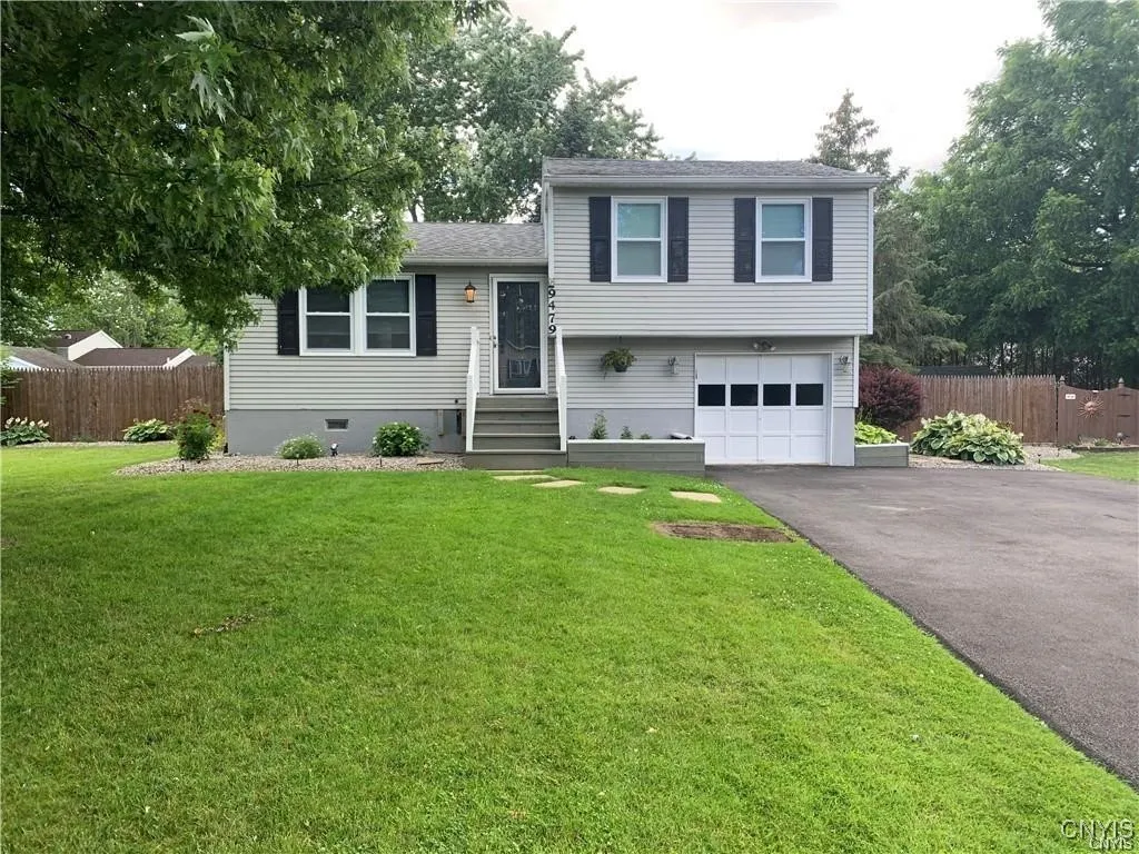 9479 Bygone Drive, Cicero, New York 13029, Cicero, New York 13029, 3 Bedrooms Bedrooms, 7 Rooms Rooms,1 BathroomBathrooms,Residential Lease,For Rent,9479 Bygone Drive, Cicero, New York 13029,0,S1623056