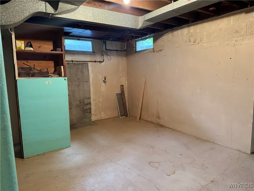Full dry basement