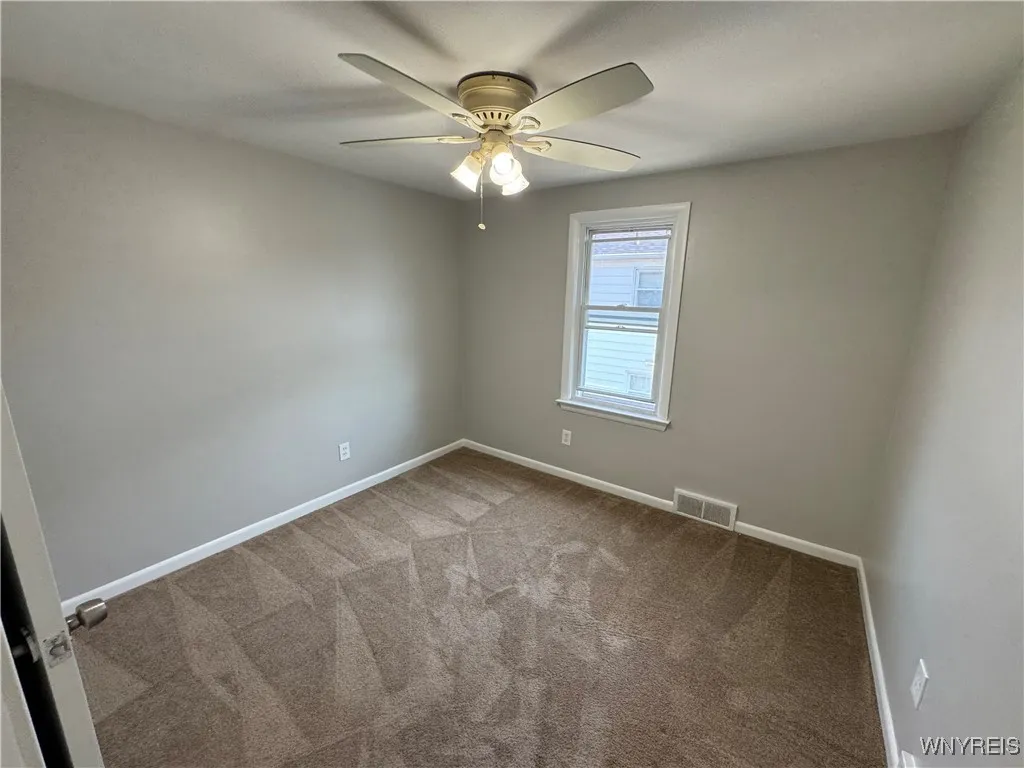 397 Brighton Road, Tonawanda, New York 14150, Tonawanda, New York 14150, 3 Bedrooms Bedrooms, 6 Rooms Rooms,1 BathroomBathrooms,Residential Lease,For Rent,397 Brighton Road, Tonawanda, New York 14150,0,B1636068