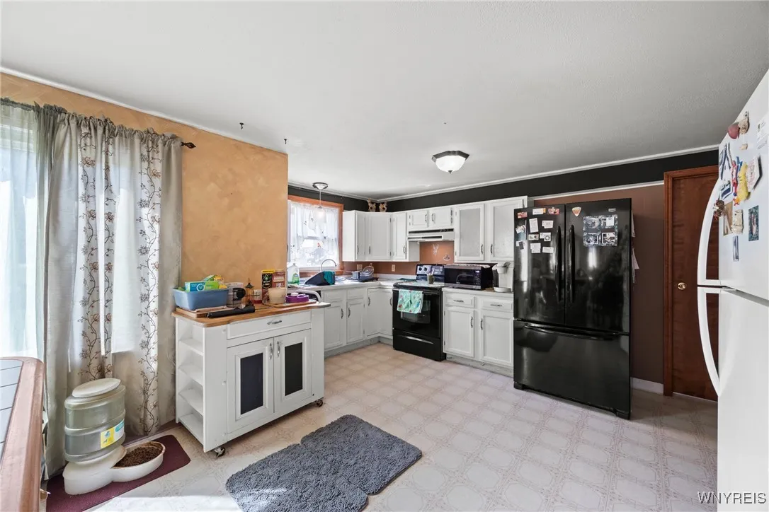 57-59 Conway Street, Lancaster, New York 14043, Lancaster, New York 14043, 6 Bedrooms Bedrooms, ,4 BathroomsBathrooms,Residential,For Sale,57-59 Conway Street, Lancaster, New York 14043,0,B1636015