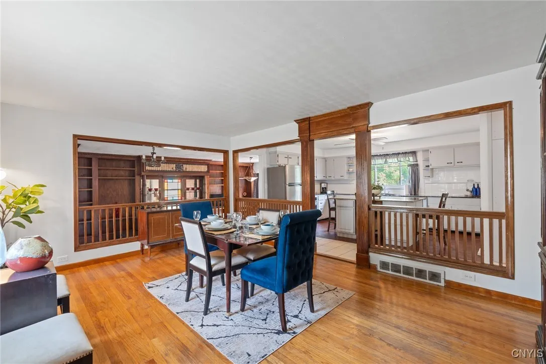 512 Boyden Street, Syracuse, New York 13206, Syracuse, New York 13206, 4 Bedrooms Bedrooms, ,2 BathroomsBathrooms,Residential,Closed,512 Boyden Street, Syracuse, New York 13206,0,S1636076