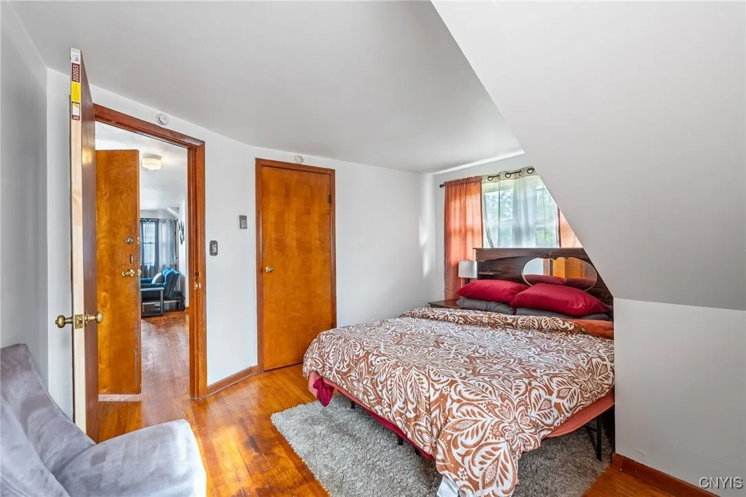 512 Boyden Street, Syracuse, New York 13206, Syracuse, New York 13206, 4 Bedrooms Bedrooms, ,2 BathroomsBathrooms,Residential,Closed,512 Boyden Street, Syracuse, New York 13206,0,S1636076