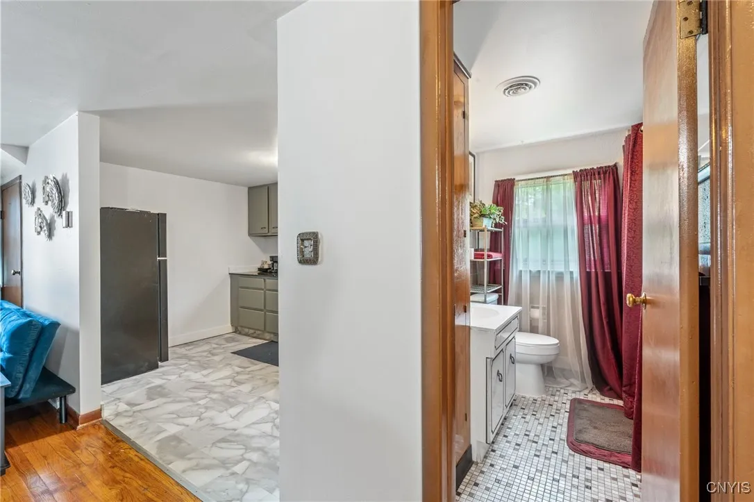 512 Boyden Street, Syracuse, New York 13206, Syracuse, New York 13206, 4 Bedrooms Bedrooms, ,2 BathroomsBathrooms,Residential,Closed,512 Boyden Street, Syracuse, New York 13206,0,S1636076