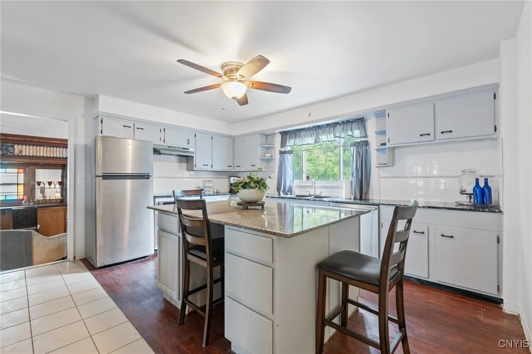 512 Boyden Street, Syracuse, New York 13206, Syracuse, New York 13206, 4 Bedrooms Bedrooms, ,2 BathroomsBathrooms,Residential,Closed,512 Boyden Street, Syracuse, New York 13206,0,S1636076