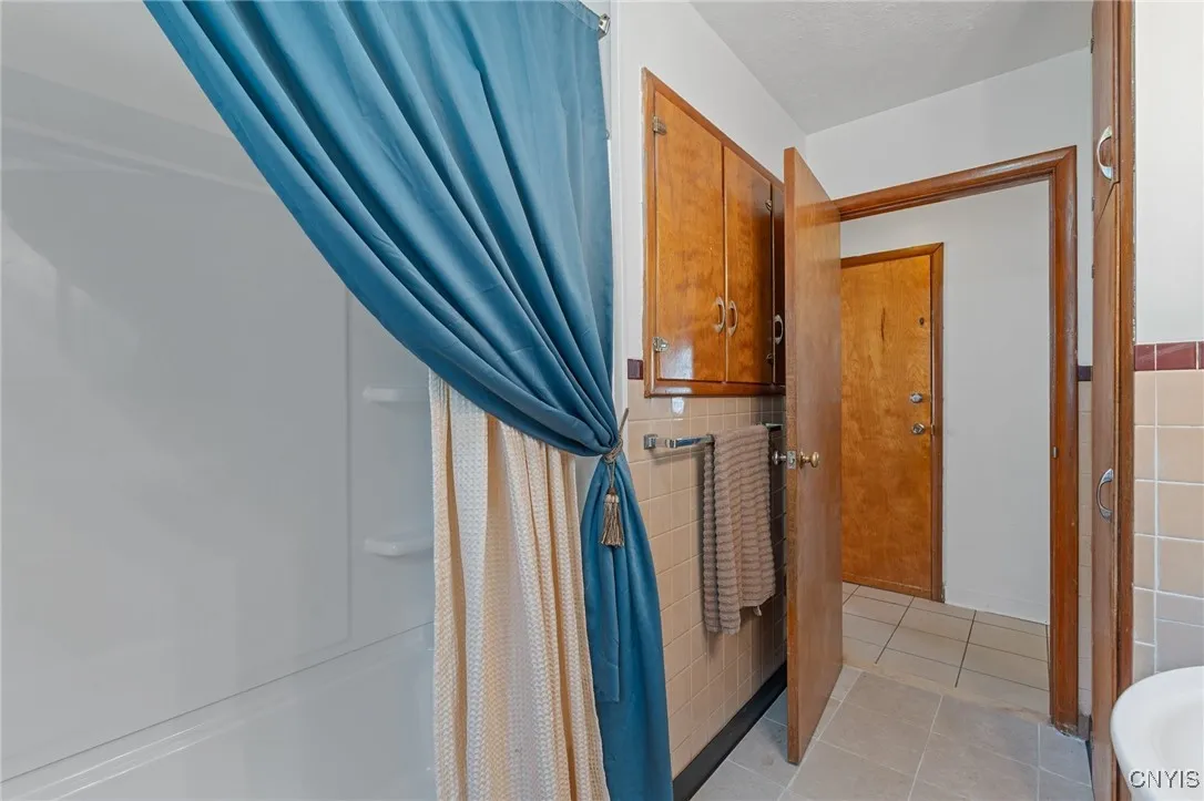 512 Boyden Street, Syracuse, New York 13206, Syracuse, New York 13206, 4 Bedrooms Bedrooms, ,2 BathroomsBathrooms,Residential,Closed,512 Boyden Street, Syracuse, New York 13206,0,S1636076