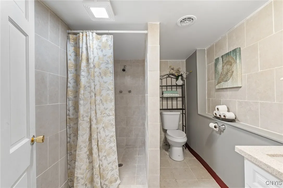 512 Boyden Street, Syracuse, New York 13206, Syracuse, New York 13206, 4 Bedrooms Bedrooms, ,2 BathroomsBathrooms,Residential,Closed,512 Boyden Street, Syracuse, New York 13206,0,S1636076