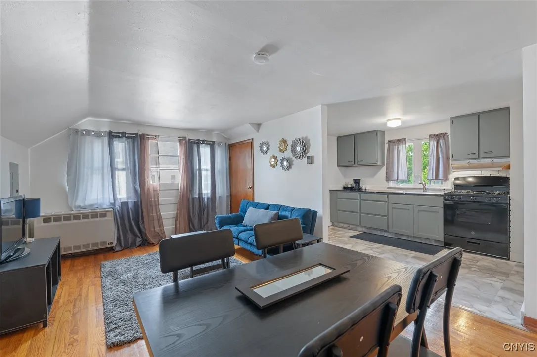 512 Boyden Street, Syracuse, New York 13206, Syracuse, New York 13206, 4 Bedrooms Bedrooms, ,2 BathroomsBathrooms,Residential,Closed,512 Boyden Street, Syracuse, New York 13206,0,S1636076