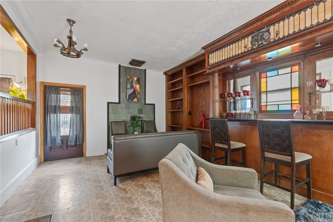 512 Boyden Street, Syracuse, New York 13206, Syracuse, New York 13206, 4 Bedrooms Bedrooms, ,2 BathroomsBathrooms,Residential,Closed,512 Boyden Street, Syracuse, New York 13206,0,S1636076