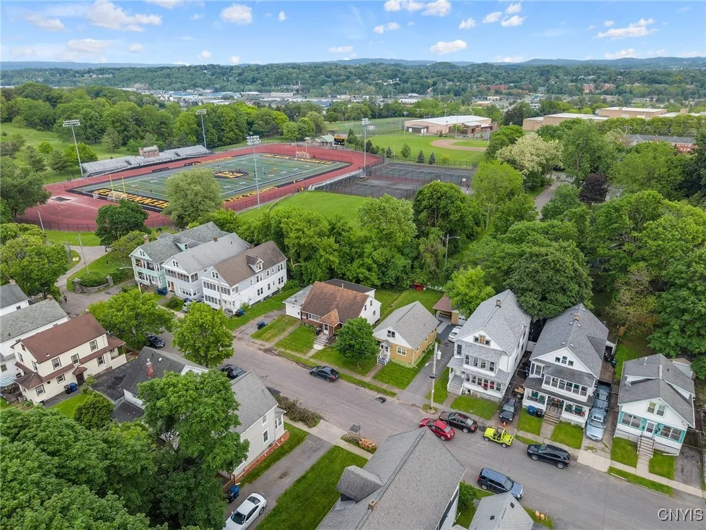 512 Boyden Street, Syracuse, New York 13206, Syracuse, New York 13206, 4 Bedrooms Bedrooms, ,2 BathroomsBathrooms,Residential,Closed,512 Boyden Street, Syracuse, New York 13206,0,S1636076