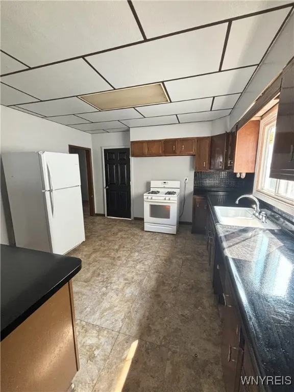 319 Barnard Street, Buffalo, New York 14206, Buffalo, New York 14206, 4 Bedrooms Bedrooms, ,2 BathroomsBathrooms,Residential,For Sale,319 Barnard Street, Buffalo, New York 14206,0,B1636058