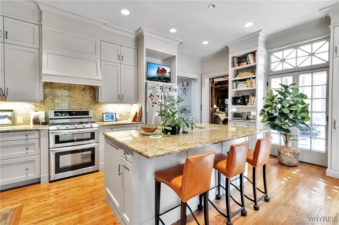 180 Bryant Street, Buffalo, New York 14222, Buffalo, New York 14222, 4 Bedrooms Bedrooms, 14 Rooms Rooms,3 BathroomsBathrooms,Residential,For Sale,180 Bryant Street, Buffalo, New York 14222,0,B1635589