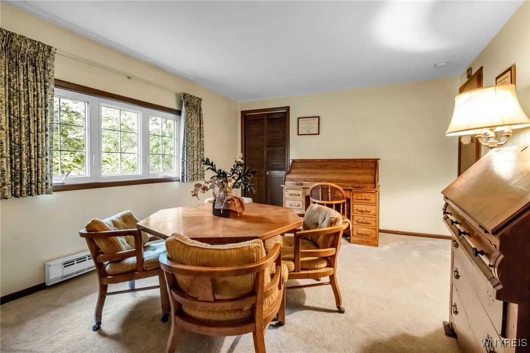92 Wellington Court, Amherst, New York 14221, Amherst, New York 14221, 3 Bedrooms Bedrooms, 9 Rooms Rooms,1 BathroomBathrooms,Residential,For Sale,92 Wellington Court, Amherst, New York 14221,0,B1635839