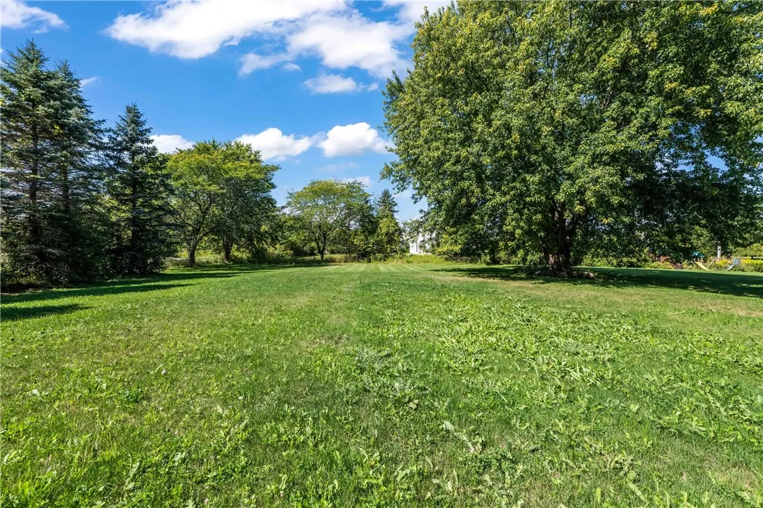 515 Manitou Road, Parma, New York 14468, Parma, New York 14468, 3 Bedrooms Bedrooms, 11 Rooms Rooms,2 BathroomsBathrooms,Residential,For Sale,515 Manitou Road, Parma, New York 14468,0,R1635827