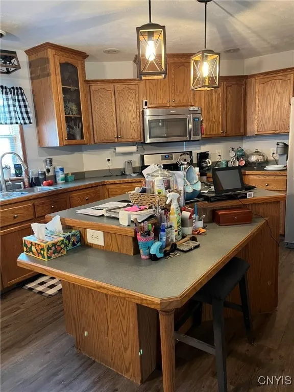 102 South Pazdur Boulevard South, Westmoreland, Ne, Westmoreland, New York 13440, 3 Bedrooms Bedrooms, 6 Rooms Rooms,2 BathroomsBathrooms,Residential,For Sale,102 South Pazdur Boulevard South, Westmoreland, Ne,0,S1635089