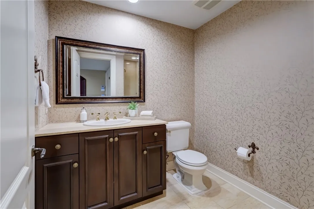 4 Windscape Park, Pittsford, New York 14534, Pittsford, New York 14534, 6 Bedrooms Bedrooms, 16 Rooms Rooms,5 BathroomsBathrooms,Residential,For Sale,4 Windscape Park, Pittsford, New York 14534,0,R1635234