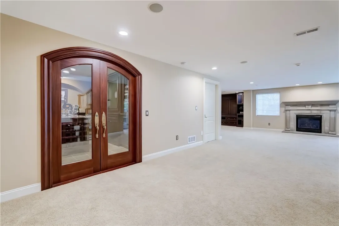 4 Windscape Park, Pittsford, New York 14534, Pittsford, New York 14534, 6 Bedrooms Bedrooms, 16 Rooms Rooms,5 BathroomsBathrooms,Residential,For Sale,4 Windscape Park, Pittsford, New York 14534,0,R1635234