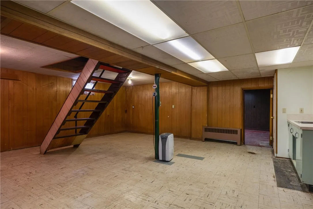 327 Noble Street, Elmira City, New York 14901, Elmira City, New York 14901, 3 Bedrooms Bedrooms, 7 Rooms Rooms,1 BathroomBathrooms,Residential,For Sale,327 Noble Street, Elmira City, New York 14901,0,R1634024