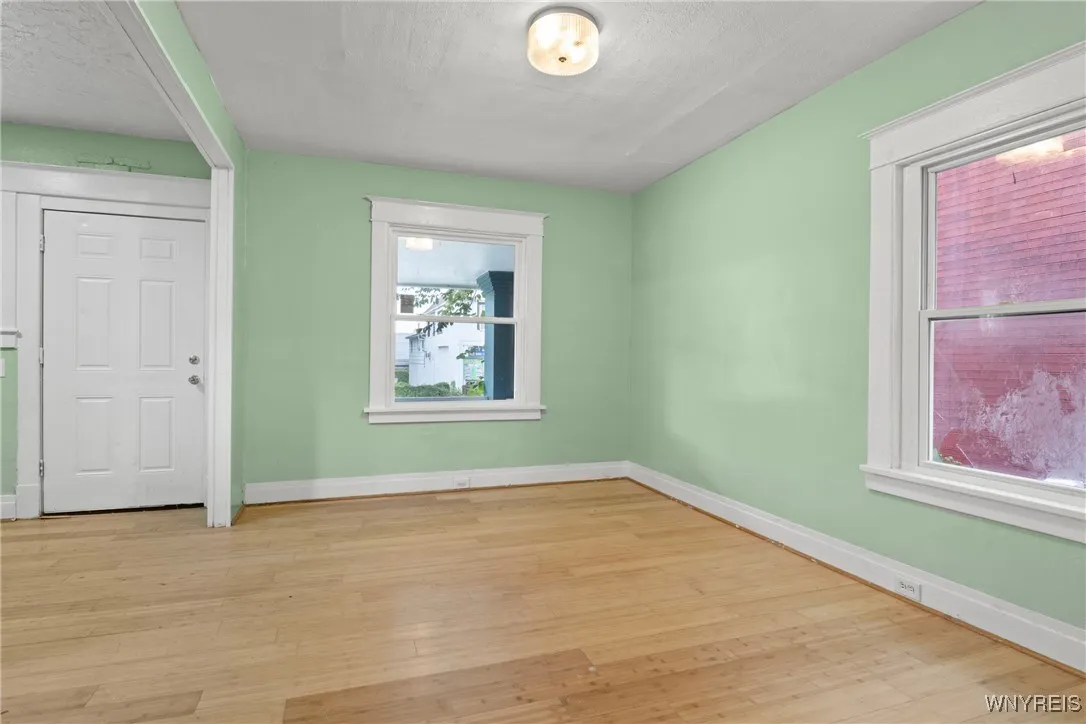 640 E Delavan Ave Avenue N, Buffalo, New York 1421, Buffalo, New York 14215, 4 Bedrooms Bedrooms, 7 Rooms Rooms,2 BathroomsBathrooms,Residential,For Sale,640 E Delavan Ave Avenue N, Buffalo, New York 1421,0,B1636006