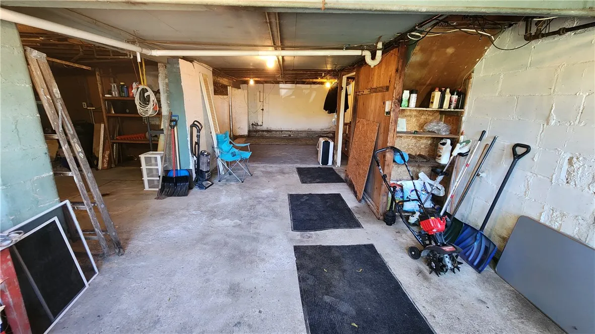 1128 Ridge Road, Webster, New York 14580, Webster, New York 14580, 4 Bedrooms Bedrooms, 7 Rooms Rooms,1 BathroomBathrooms,Residential,For Sale,1128 Ridge Road, Webster, New York 14580,0,R1636092