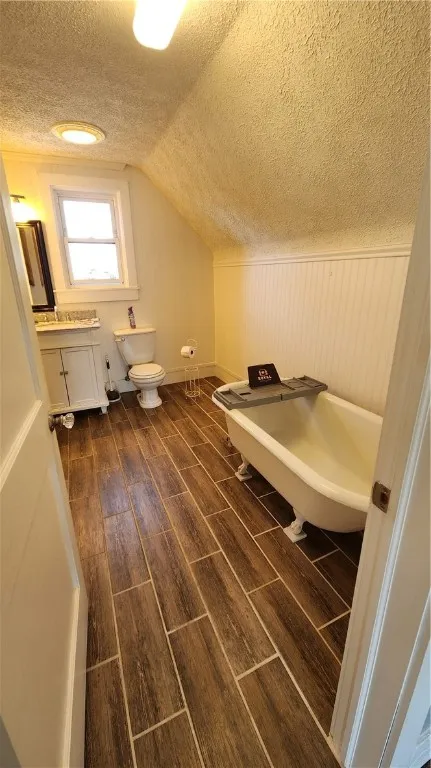 1128 Ridge Road, Webster, New York 14580, Webster, New York 14580, 4 Bedrooms Bedrooms, 7 Rooms Rooms,1 BathroomBathrooms,Residential,For Sale,1128 Ridge Road, Webster, New York 14580,0,R1636092
