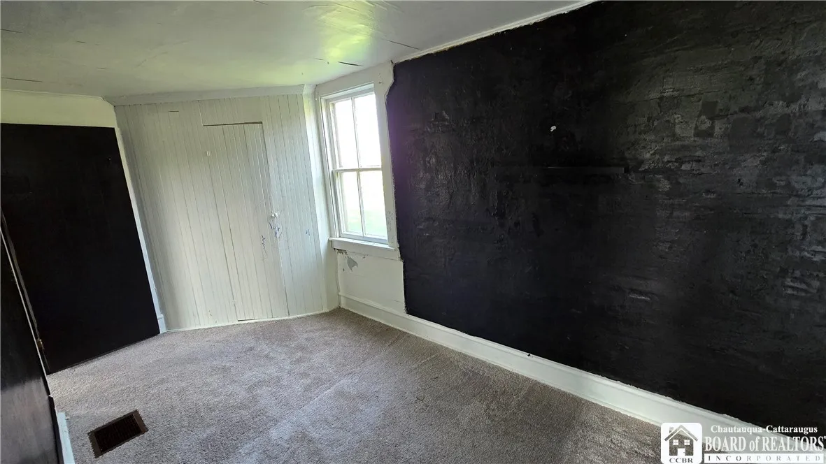 1184 Cassadaga Road, Villenova, New York 14138, Villenova, New York 14138, 3 Bedrooms Bedrooms, 9 Rooms Rooms,1 BathroomBathrooms,Residential,For Sale,1184 Cassadaga Road, Villenova, New York 14138,0,R1635919