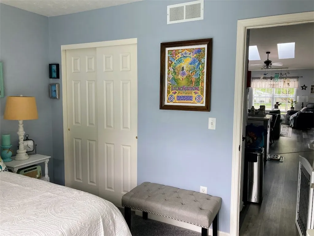 219 Rayfield Circle, Webster, New York 14580, Webster, New York 14580, 2 Bedrooms Bedrooms, 5 Rooms Rooms,2 BathroomsBathrooms,Residential,For Sale,219 Rayfield Circle, Webster, New York 14580,0,R1636102