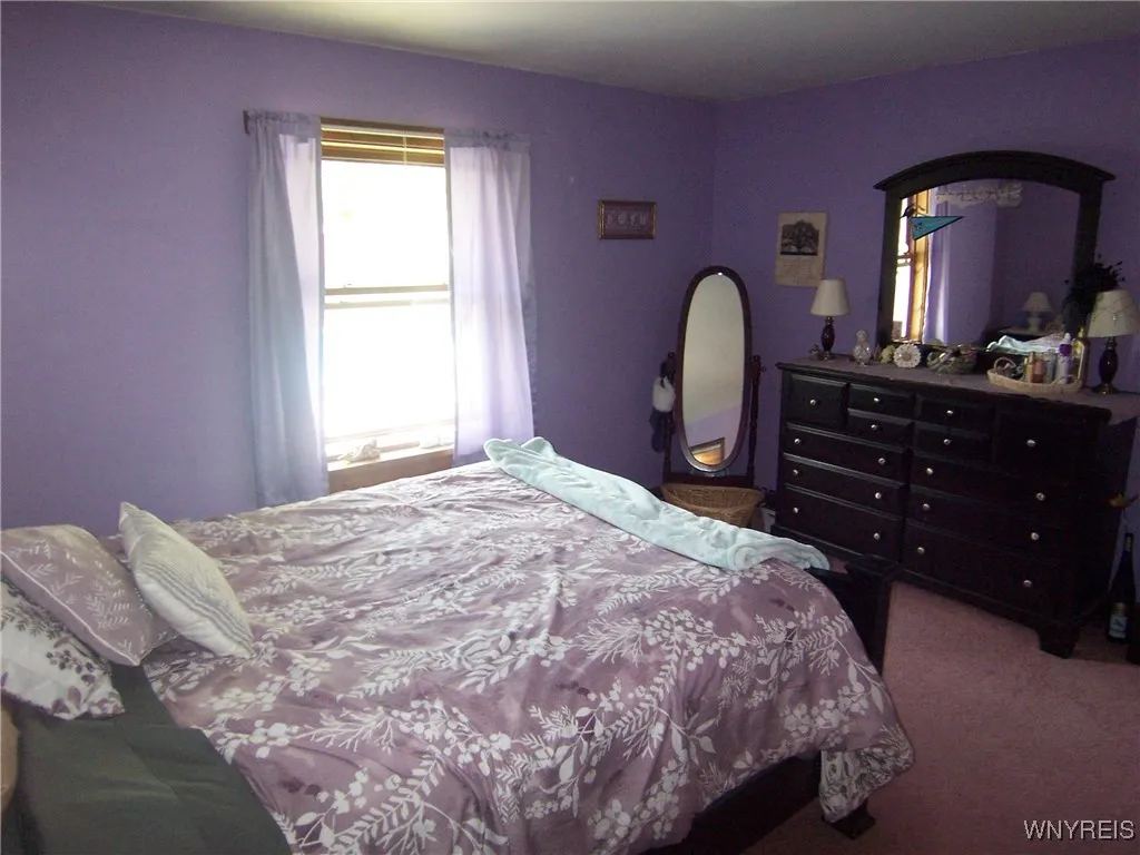 9196 Transit Road, Stafford, New York 14143, Stafford, New York 14143, 4 Bedrooms Bedrooms, 8 Rooms Rooms,1 BathroomBathrooms,Residential,For Sale,9196 Transit Road, Stafford, New York 14143,0,B1636012