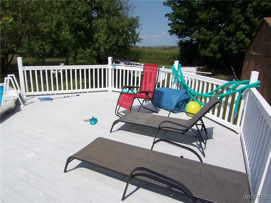 9196 Transit Road, Stafford, New York 14143, Stafford, New York 14143, 4 Bedrooms Bedrooms, 8 Rooms Rooms,1 BathroomBathrooms,Residential,For Sale,9196 Transit Road, Stafford, New York 14143,0,B1636012