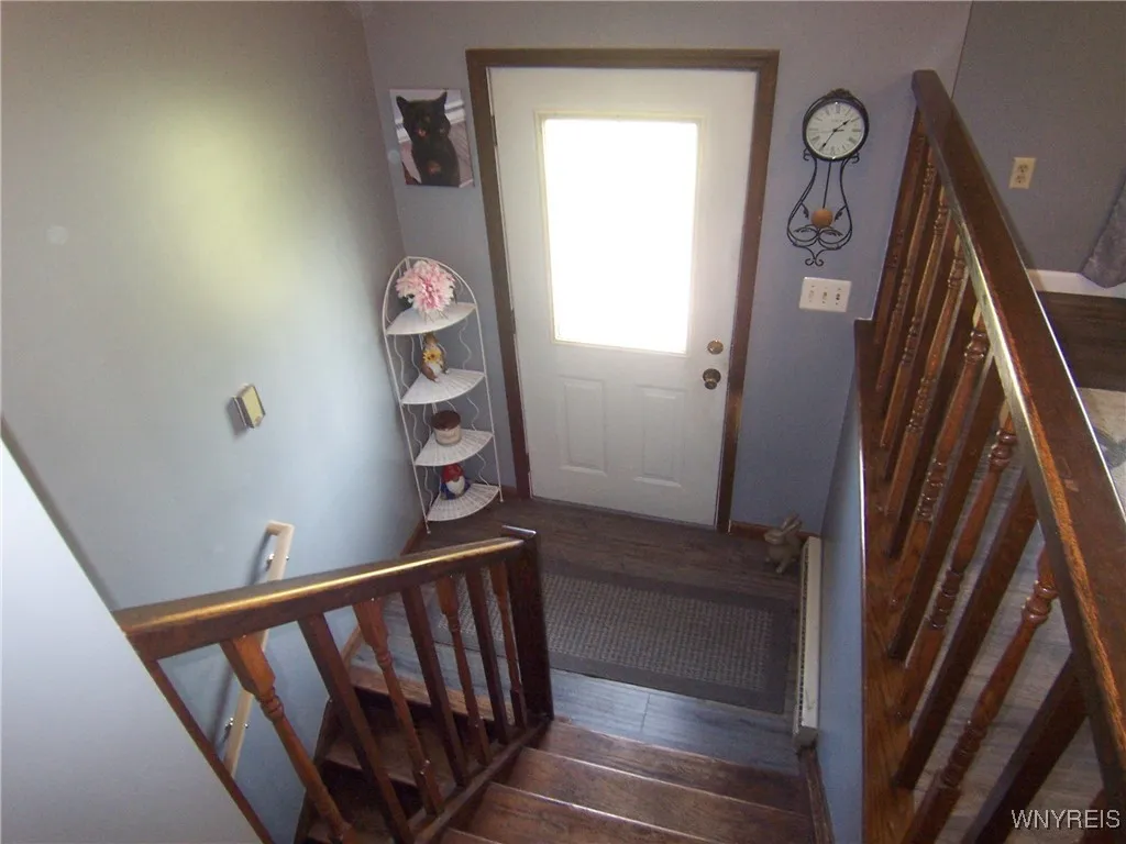 9196 Transit Road, Stafford, New York 14143, Stafford, New York 14143, 4 Bedrooms Bedrooms, 8 Rooms Rooms,1 BathroomBathrooms,Residential,For Sale,9196 Transit Road, Stafford, New York 14143,0,B1636012