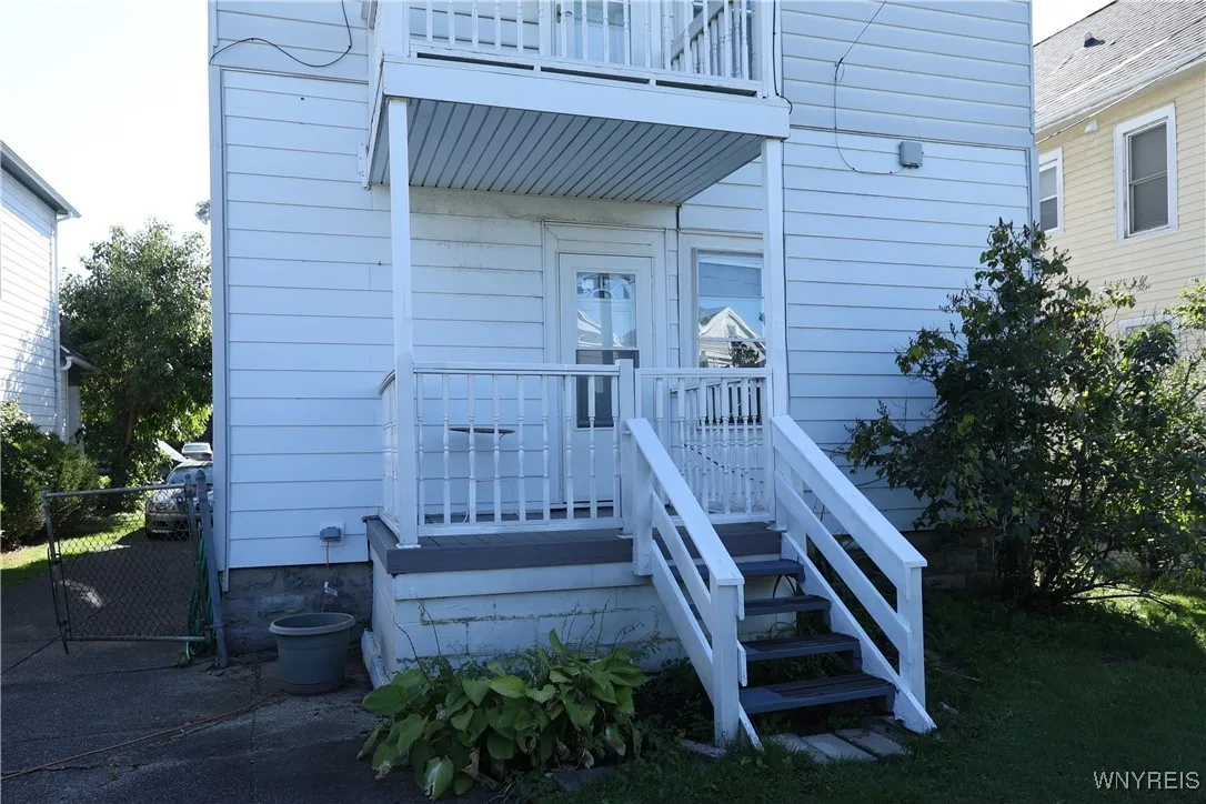 38 Norwalk Avenue, Buffalo, New York 14216, Buffalo, New York 14216, 3 Bedrooms Bedrooms, 6 Rooms Rooms,1 BathroomBathrooms,Residential Lease,For Rent,38 Norwalk Avenue, Buffalo, New York 14216,0,B1632340