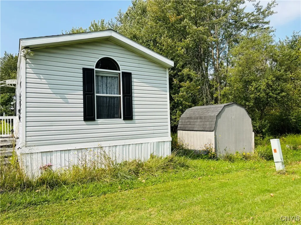 2304 Chancery Lane, Clay, New York 13090, Clay, New York 13090, 2 Bedrooms Bedrooms, 6 Rooms Rooms,2 BathroomsBathrooms,Residential,For Sale,2304 Chancery Lane, Clay, New York 13090,0,S1635784