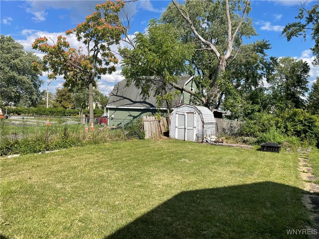 23 Muskingum Street, Lancaster, New York 14043, Lancaster, New York 14043, 4 Bedrooms Bedrooms, ,2 BathroomsBathrooms,Residential,For Sale,23 Muskingum Street, Lancaster, New York 14043,0,B1634953