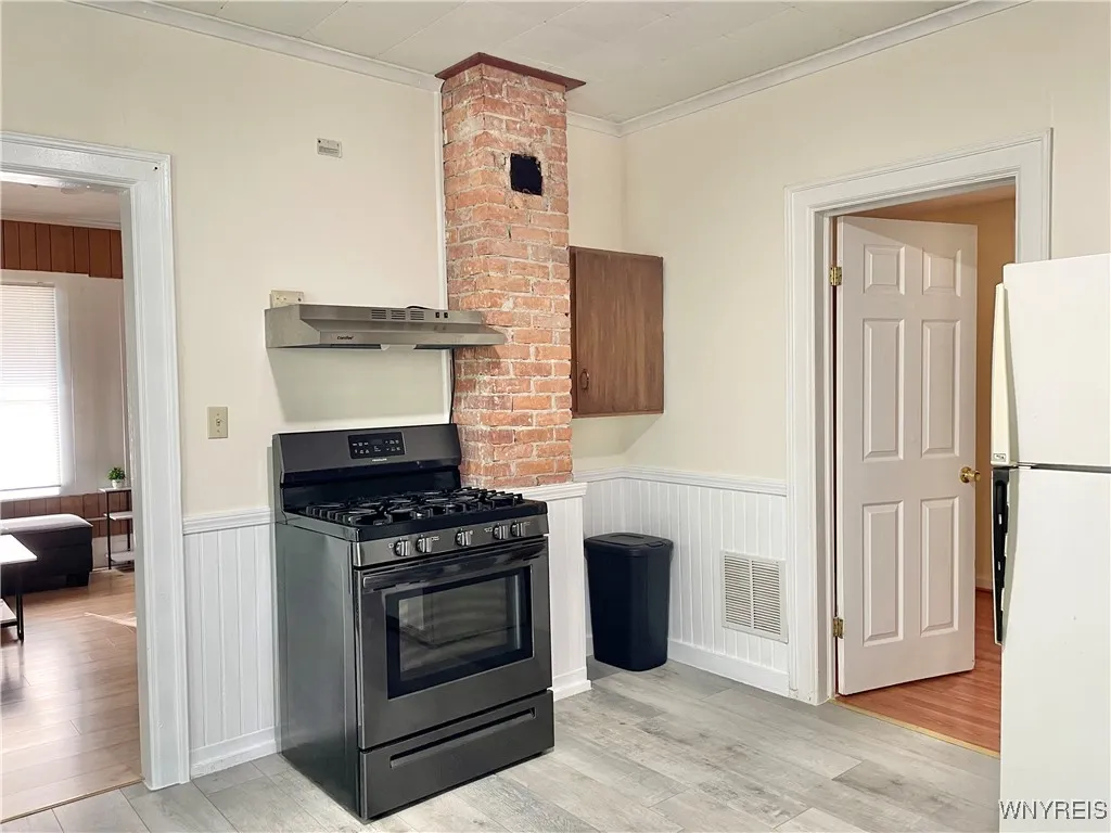 23 Muskingum Street, Lancaster, New York 14043, Lancaster, New York 14043, 4 Bedrooms Bedrooms, ,2 BathroomsBathrooms,Residential,For Sale,23 Muskingum Street, Lancaster, New York 14043,0,B1634953