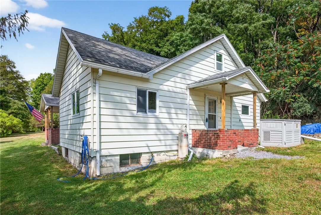 4285 State Route 226, Tyrone, New York 14878, Tyrone, New York 14878, 3 Bedrooms Bedrooms, 8 Rooms Rooms,1 BathroomBathrooms,Residential,For Sale,4285 State Route 226, Tyrone, New York 14878,0,R1635990
