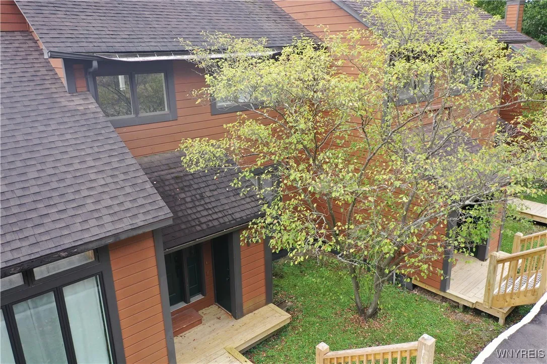 14 Stone, Ellicottville, New York 14731, Ellicottville, New York 14731, 4 Bedrooms Bedrooms, 8 Rooms Rooms,2 BathroomsBathrooms,Residential,Closed,14 Stone, Ellicottville, New York 14731,0,B1636114