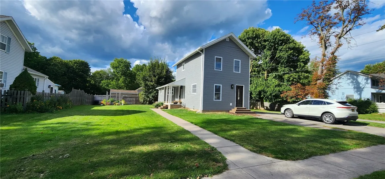 81 Irving Street, Lockport City, New York 14094, Lockport City, New York 14094, 2 Bedrooms Bedrooms, 8 Rooms Rooms,1 BathroomBathrooms,Residential,For Sale,81 Irving Street, Lockport City, New York 14094,0,R1632377