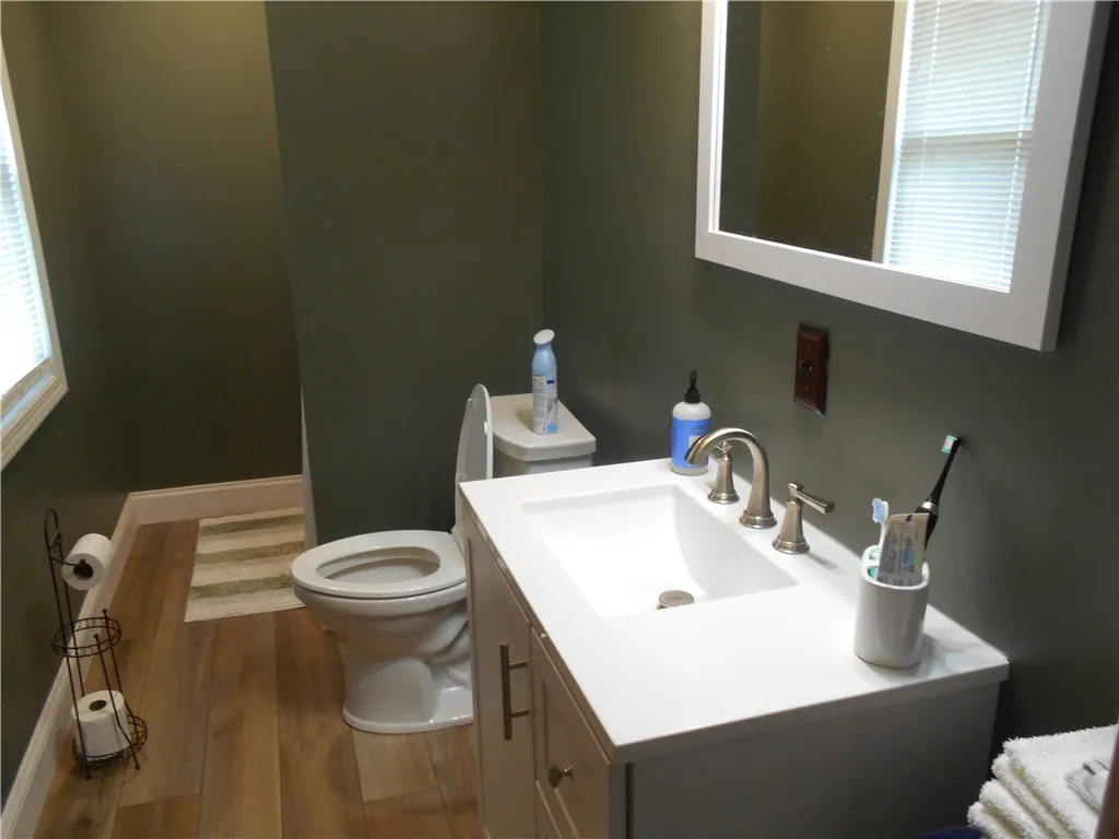 26 Chase Street, Auburn, New York 13021, Auburn, New York 13021, 3 Bedrooms Bedrooms, 9 Rooms Rooms,2 BathroomsBathrooms,Residential,For Sale,26 Chase Street, Auburn, New York 13021,0,R1636168