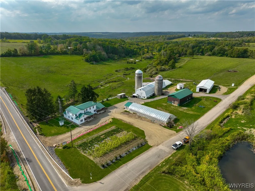 9670 County Road 3, Centerville, New York 14065, Centerville, New York 14065, 5 Bedrooms Bedrooms, 16 Rooms Rooms,1 BathroomBathrooms,Residential,For Sale,9670 County Road 3, Centerville, New York 14065,0,B1635886