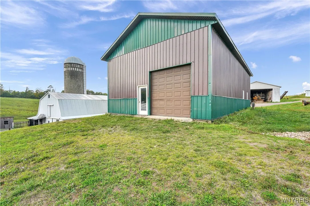 9670 County Road 3, Centerville, New York 14065, Centerville, New York 14065, 5 Bedrooms Bedrooms, 16 Rooms Rooms,1 BathroomBathrooms,Residential,For Sale,9670 County Road 3, Centerville, New York 14065,0,B1635886