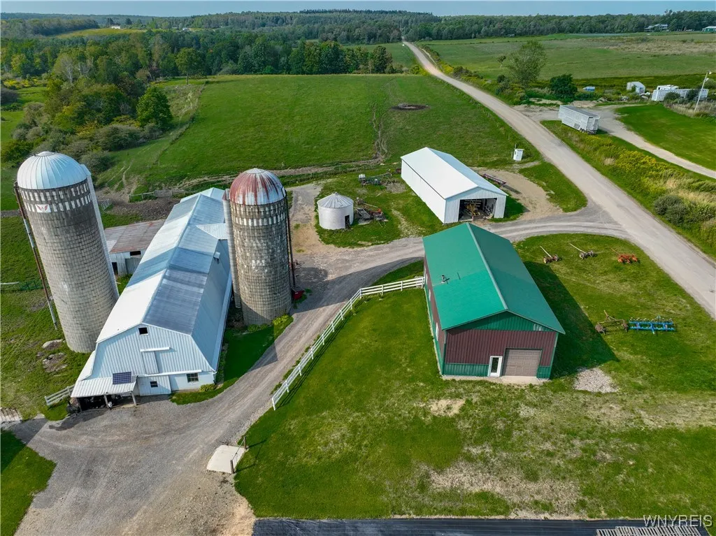 9670 County Road 3, Centerville, New York 14065, Centerville, New York 14065, 5 Bedrooms Bedrooms, 16 Rooms Rooms,1 BathroomBathrooms,Residential,For Sale,9670 County Road 3, Centerville, New York 14065,0,B1635886