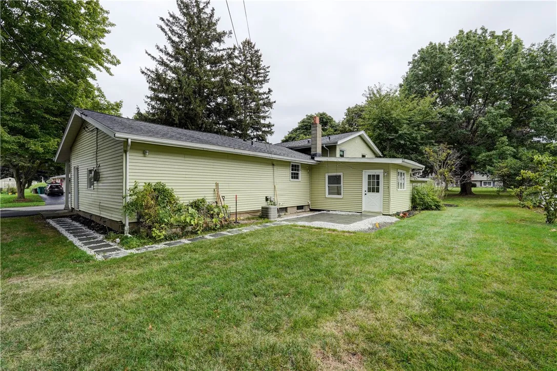 232 Meadowbriar Road, Greece, New York 14616, Greece, New York 14616, 4 Bedrooms Bedrooms, 10 Rooms Rooms,2 BathroomsBathrooms,Residential Lease,For Rent,232 Meadowbriar Road, Greece, New York 14616,0,R1636178